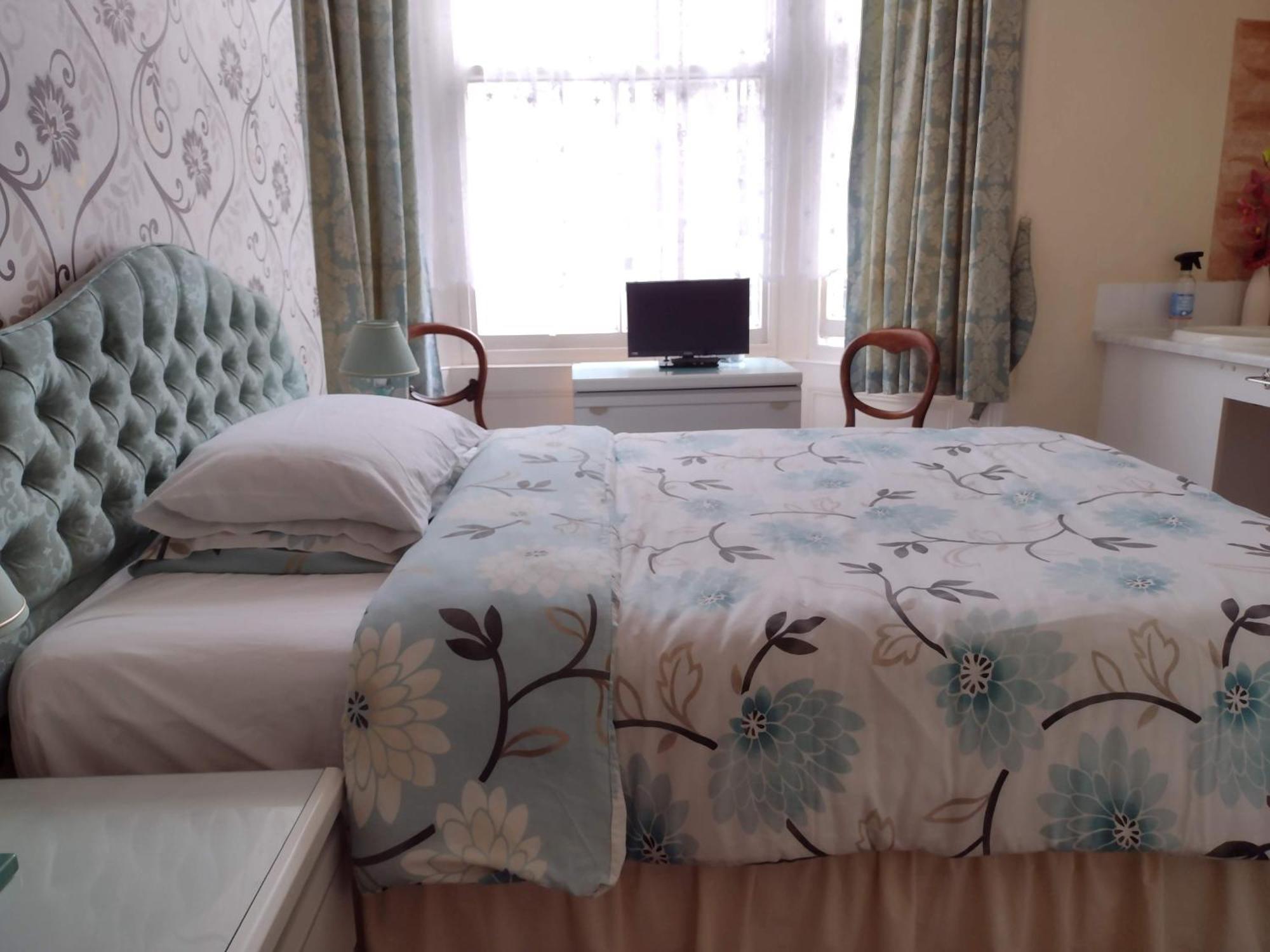 The Arran Hotel Scarborough Ngoại thất bức ảnh