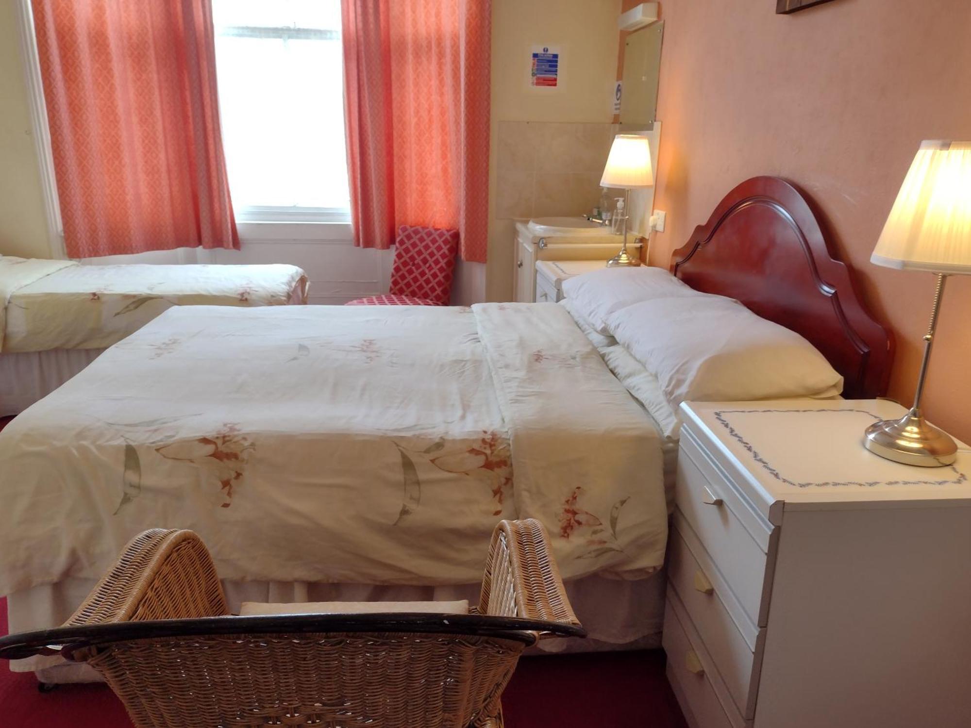 The Arran Hotel Scarborough Ngoại thất bức ảnh